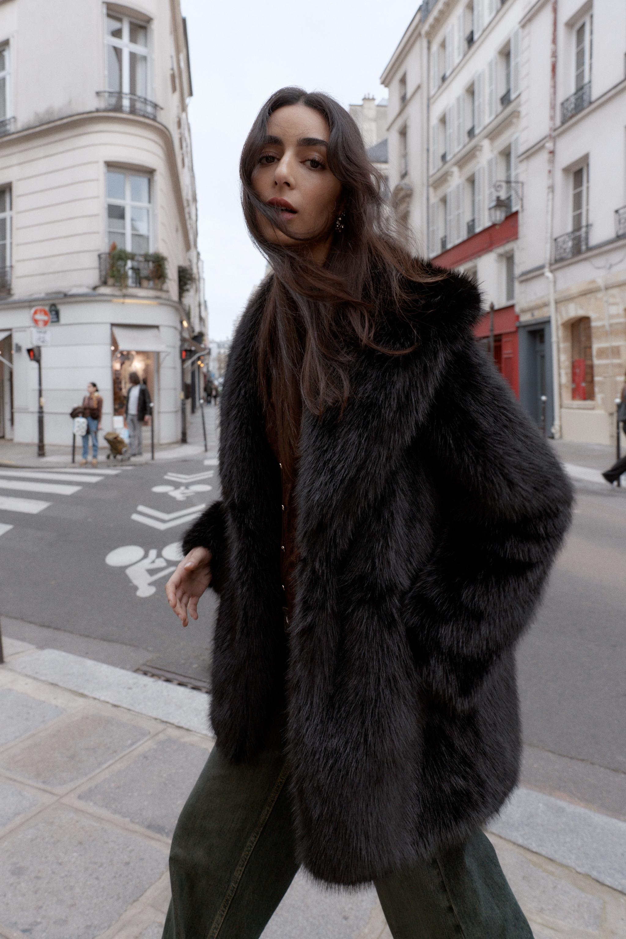 FAUX FUR COAT WITH BELT
